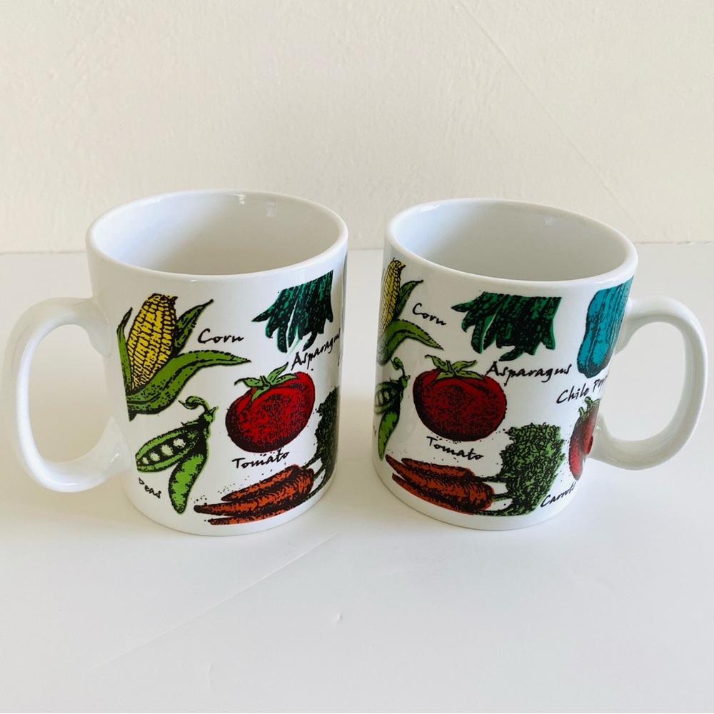 Vintage 70s / 80s Jumbo Soup Mug Chili Oversized Vegetables Ceramic Set of 2 - Picture 3 of 14